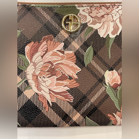 Giani Bernini Holiday Plaid Floral Wristlet Green Plaid Pouch - Picture 8 of 8